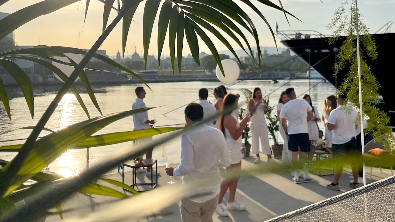 Marina Port Vell - Crew Lounge terrace - crew parties &ndash; white party &ndash; sunset
