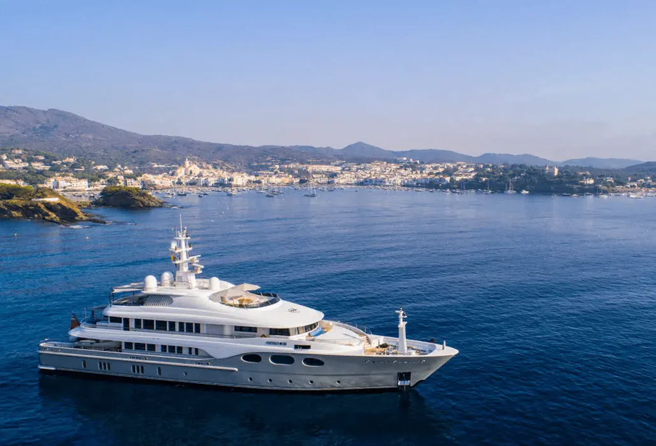 BARCELONA AND COSTA BRAVA ITINERARIES &ndash; MARINA PORT VELL &ndash; COSTA BRAVA &ndash; CADAQU&Eacute;S YACHT