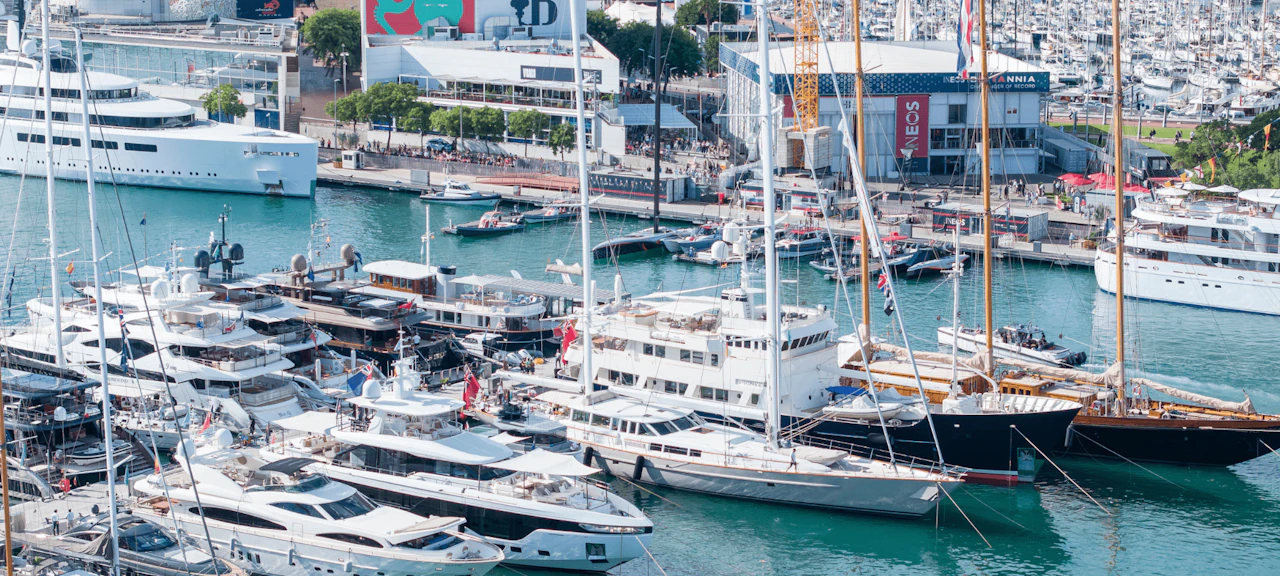 Imagen de la marina de Marina Port Vell durante la celebraci&oacute;n de la Copa Am&eacute;rica de vela 2024