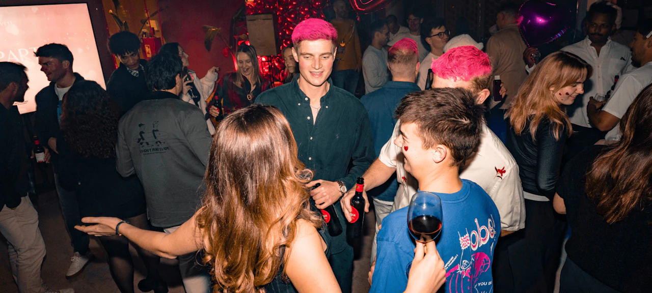 Un momento de la noche Love Crew Party