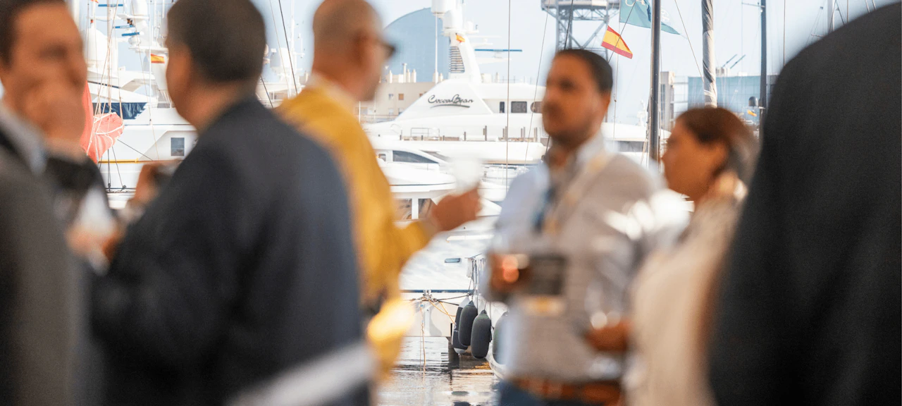 Encuentro premium frente al mar que reunió a marcas de alta gama, partners y clientes VIP, combinando presentaciones de productos, experiencias y networking de alto nivel.